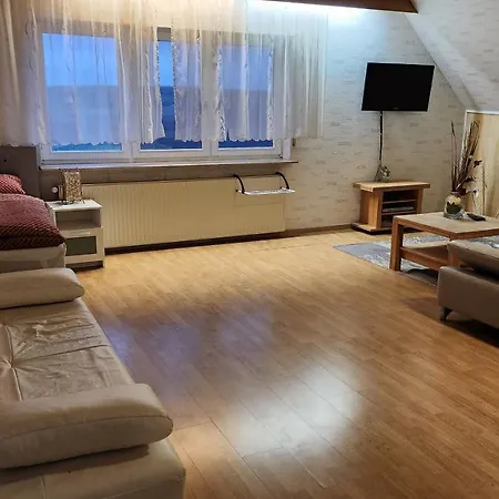 Monteurwohnung Ha-wei -90 M2 アパート